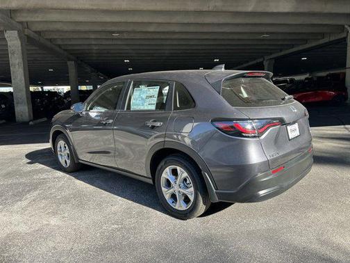 2025 Honda HR-V LX