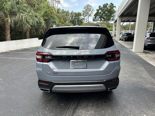2025 Honda Pilot Elite