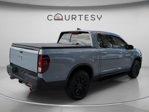 Modern Steel Metallic 2023 Honda Ridgeline RTL-E