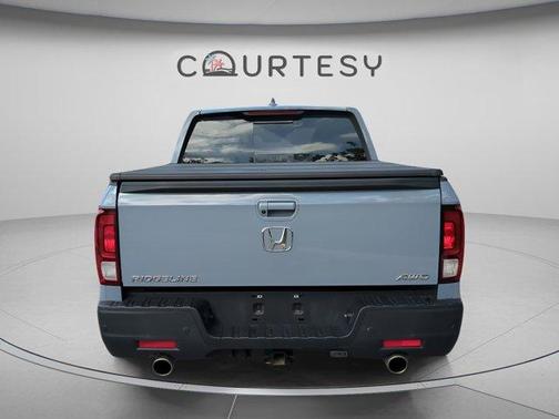 Modern Steel Metallic 2023 Honda Ridgeline RTL-E