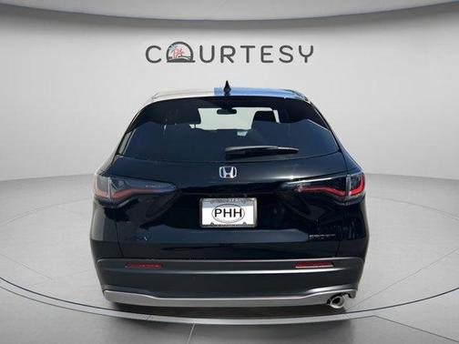 Crystal Black Pearl 2026 Honda HR-V Sport