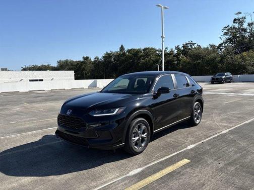 Crystal Black Pearl 2026 Honda HR-V LX