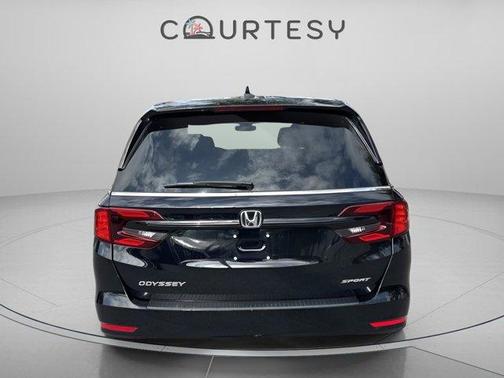 2024 Honda Odyssey Sport