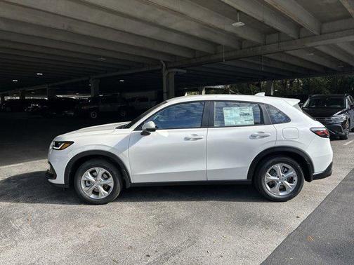 2025 Honda HR-V LX