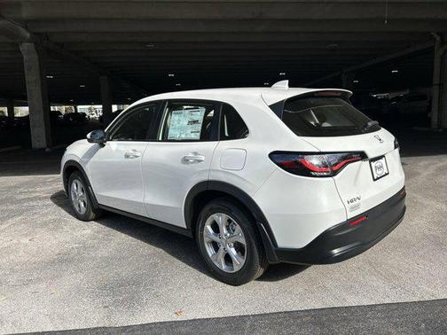 2025 Honda HR-V LX