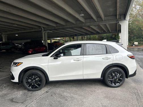 2025 Honda HR-V 2WD Sport