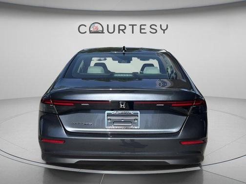 Meteorite Gray Metallic 2026 Honda Accord SE