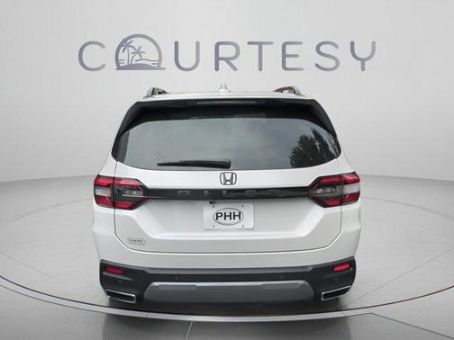 Platinum White Pearl 2026 Honda Pilot EX-L