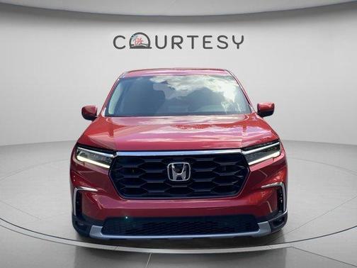 Radiant Red Metallic II 2023 Honda Pilot EX-L 7-Passenger