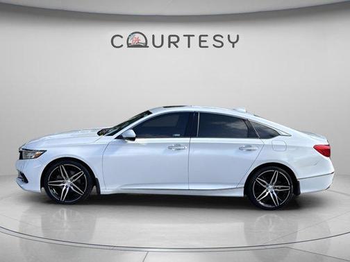 Platinum White Pearl 2021 Honda Accord Touring 2.0T