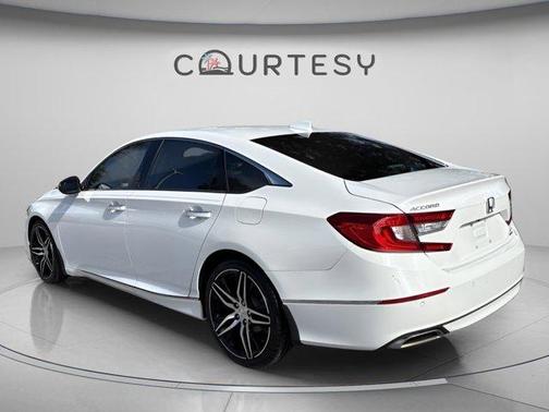 Platinum White Pearl 2021 Honda Accord Touring 2.0T