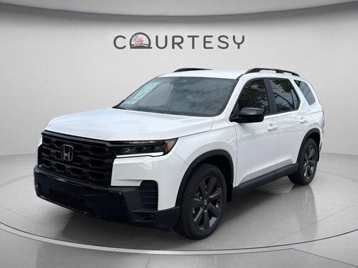 Platinum White Pearl 2026 Honda Pilot Sport