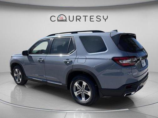 Sonic Gray Pearl 2026 Honda Pilot EX-L