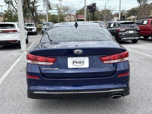 2019 Kia Optima LX