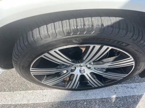 2020 Volvo XC90 T6 Inscription