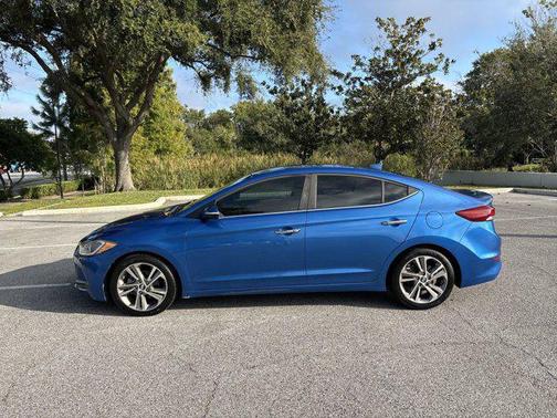 2017 Hyundai ELANTRA Limited