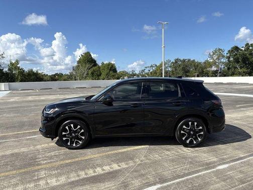 Crystal Black Pearl 2026 Honda HR-V EX-L