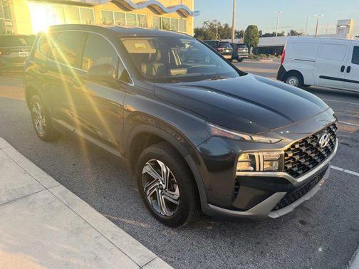 2023 Hyundai SANTA FE SE