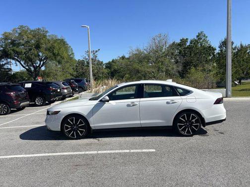 2023 Honda Accord Hybrid Touring