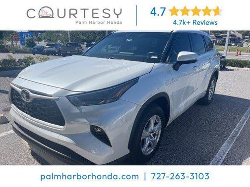 2022 Toyota Highlander LE