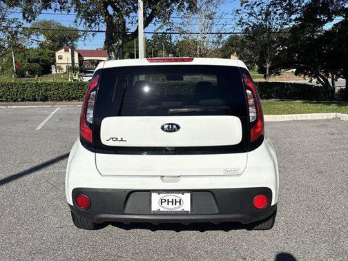 2019 Kia Soul Base