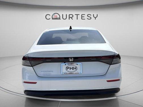 Solar Silver Metallic 2026 Honda Accord SE