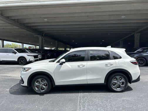 2026 Honda HR-V LX