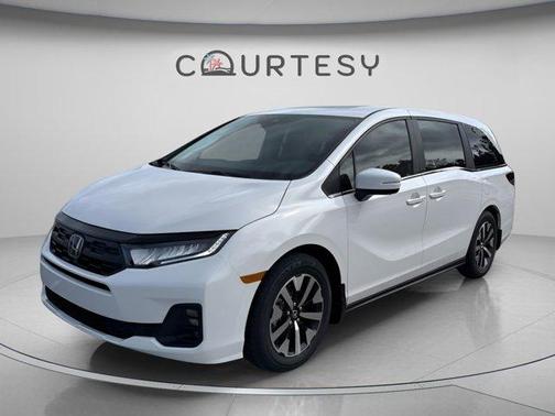 Platinum White Pearl 2026 Honda Odyssey EX-L