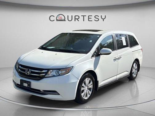 White Diamond Pearl 2015 Honda Odyssey EX-L
