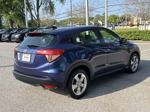Deep Ocean Pearl 2017 Honda HR-V LX