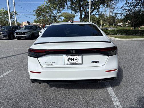 2023 Honda Accord Hybrid Base