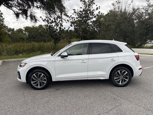 2021 Audi Q5 45 Premium Plus