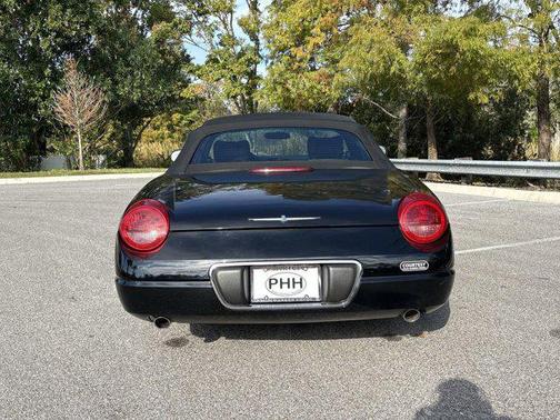 2003 Ford Thunderbird Base