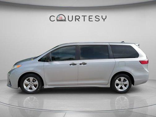 Celestial Silver Metallic 2020 Toyota Sienna L