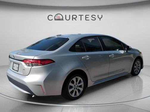 Classic Silver Metallic 2021 Toyota Corolla LE
