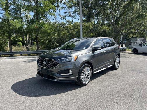 2020 Ford Edge Titanium