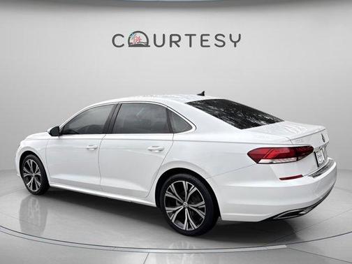 2021 Volkswagen Passat 2.0T SE