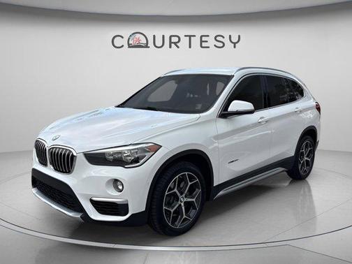 Alpine White 2018 BMW X1 sDrive28i