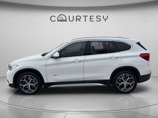 Alpine White 2018 BMW X1 sDrive28i