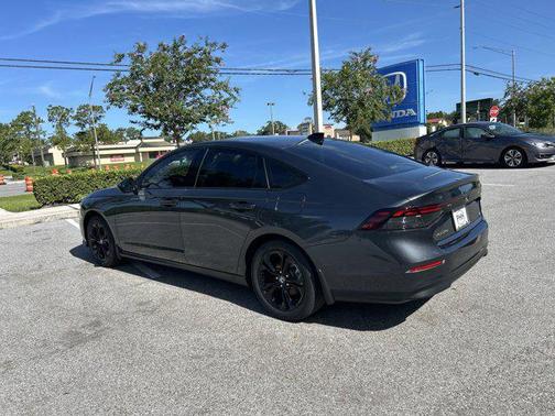 2025 Honda Accord Sport SE 1.5T