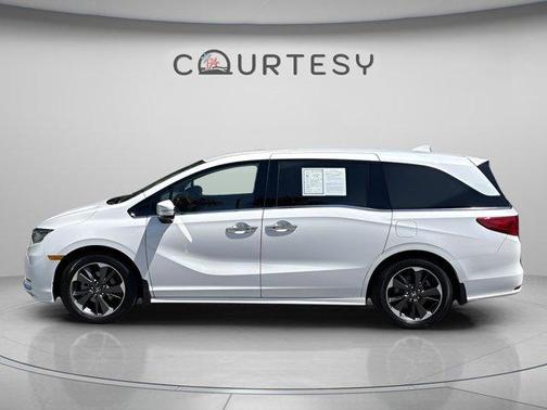 Platinum White Pearl 2024 Honda Odyssey Elite