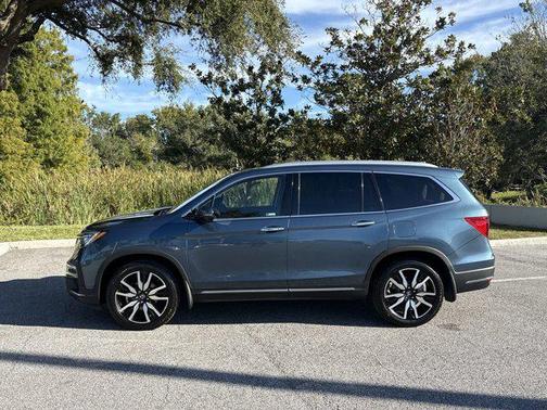 2019 Honda Pilot Touring 8-Passenger
