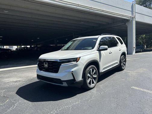 2025 Honda Pilot Elite