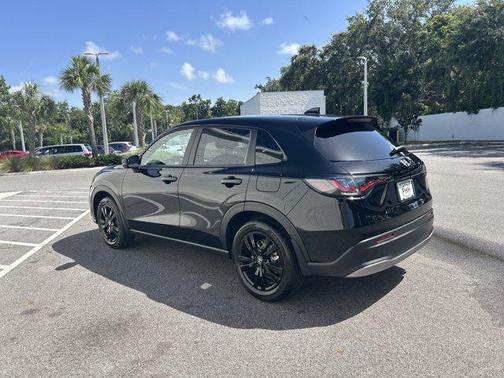 2026 Honda HR-V 2WD Sport