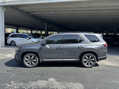 2025 Honda Pilot Elite