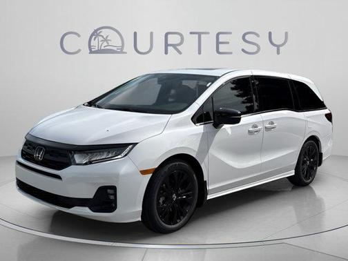 Platinum White Pearl 2026 Honda Odyssey Sport-L