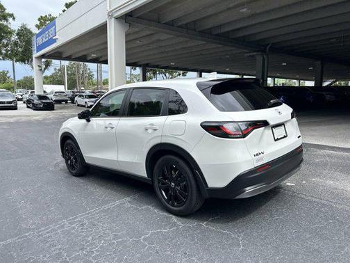 2026 Honda HR-V 2WD Sport