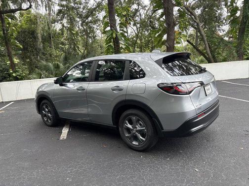 2026 Honda HR-V LX