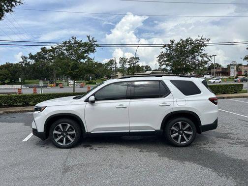 2025 Honda Pilot Elite