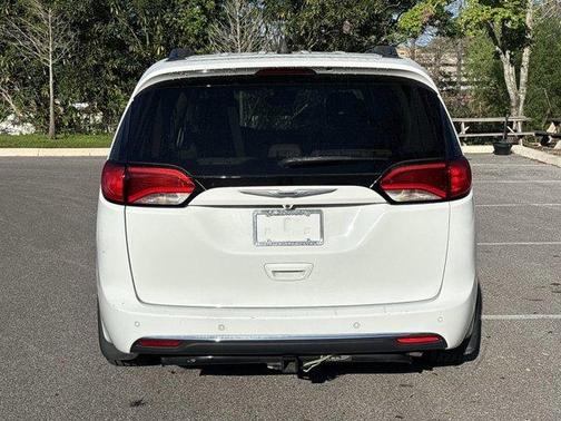 2020 Chrysler Pacifica Touring-L Plus
